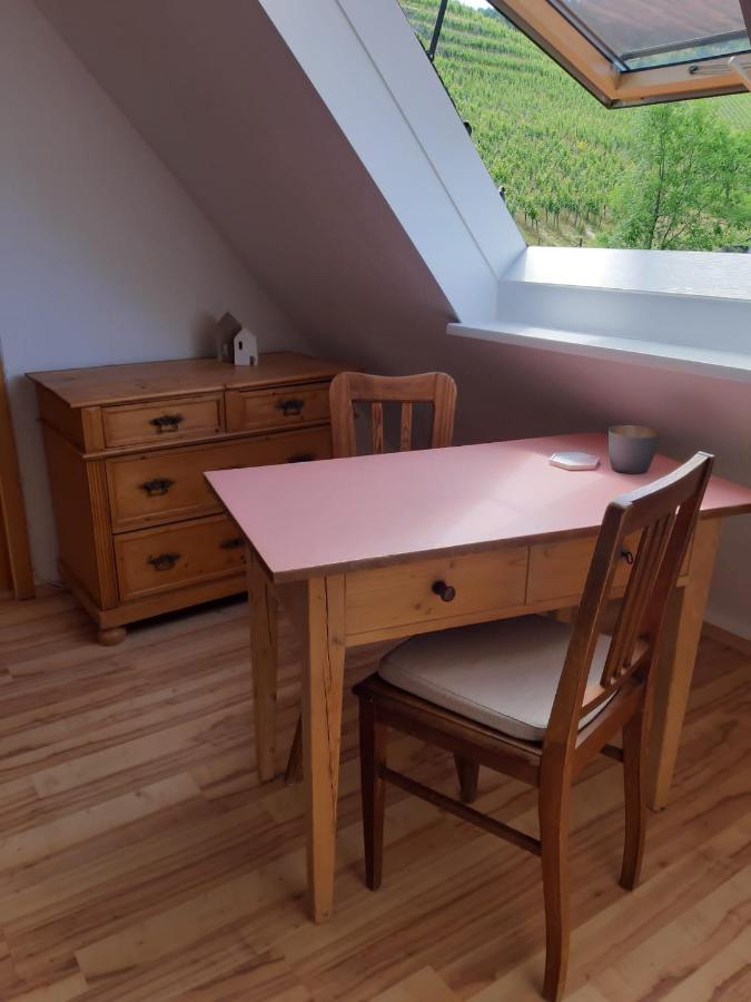 Giebelzimmer Mit Weinbergblick Stetten  Zewnętrze zdjęcie