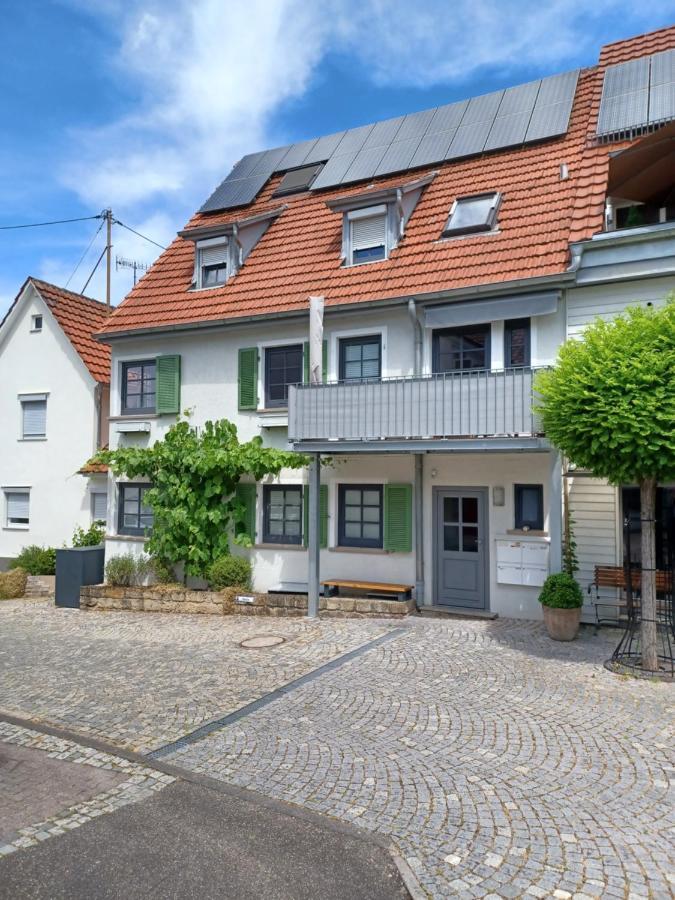 Giebelzimmer Mit Weinbergblick Stetten  Zewnętrze zdjęcie